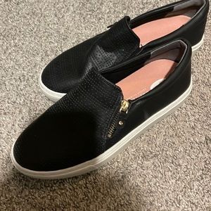 Brand new dr scholls shoes !